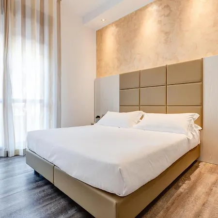 Piccadilly Szálloda 3*