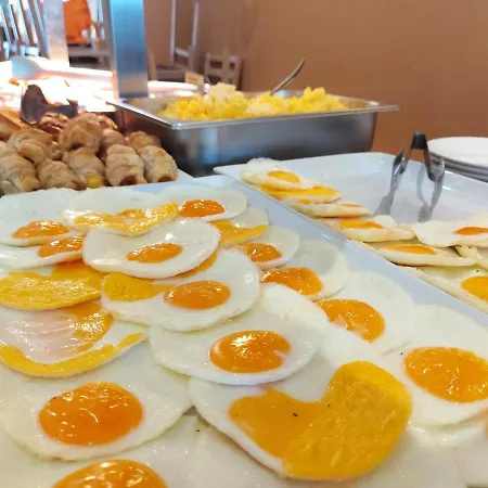 Ξενοδοχείο Piccadilly 3*