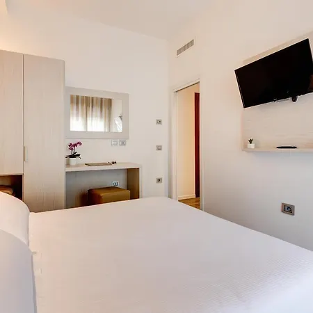 Piccadilly 3* Τζεσόλο Λίντο