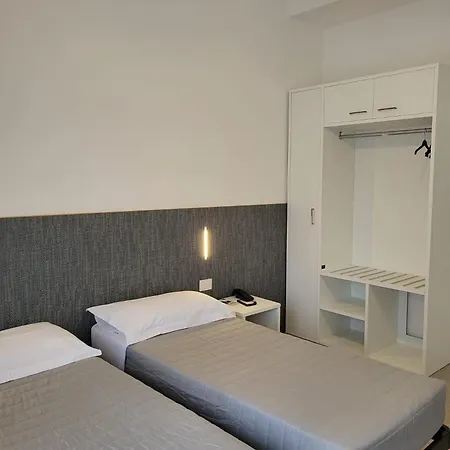 Piccadilly 3* Τζεσόλο Λίντο