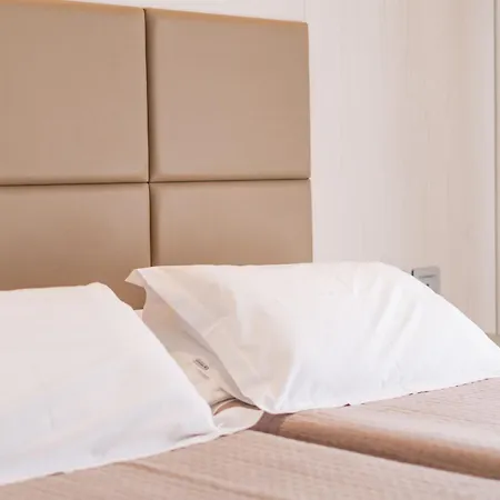 Piccadilly Hotel 3*